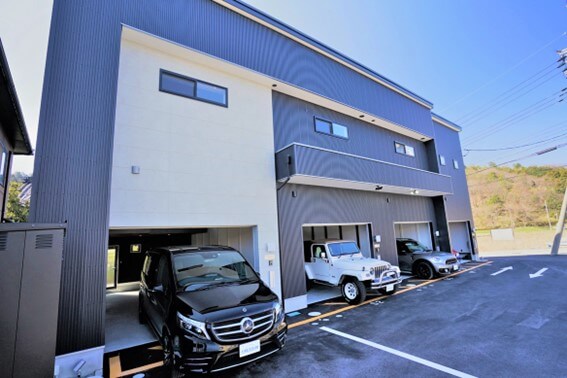 Y'sGARAGE 西円寺
